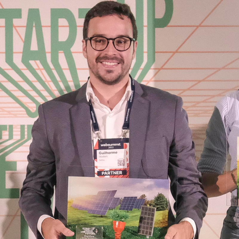 BMWEspana's tweet photo. #BMWGroup sigue apostando por la innovación, los jóvenes, la circularidad y el emprendimiento. Como parte de su acuerdo sostenible con #Galp y el programa #StartUpTheFuture, donde colaboraba en el módulo 'Movilidad Eléctrica', ha dado a conocer en el @WebSummit a los ganadores.