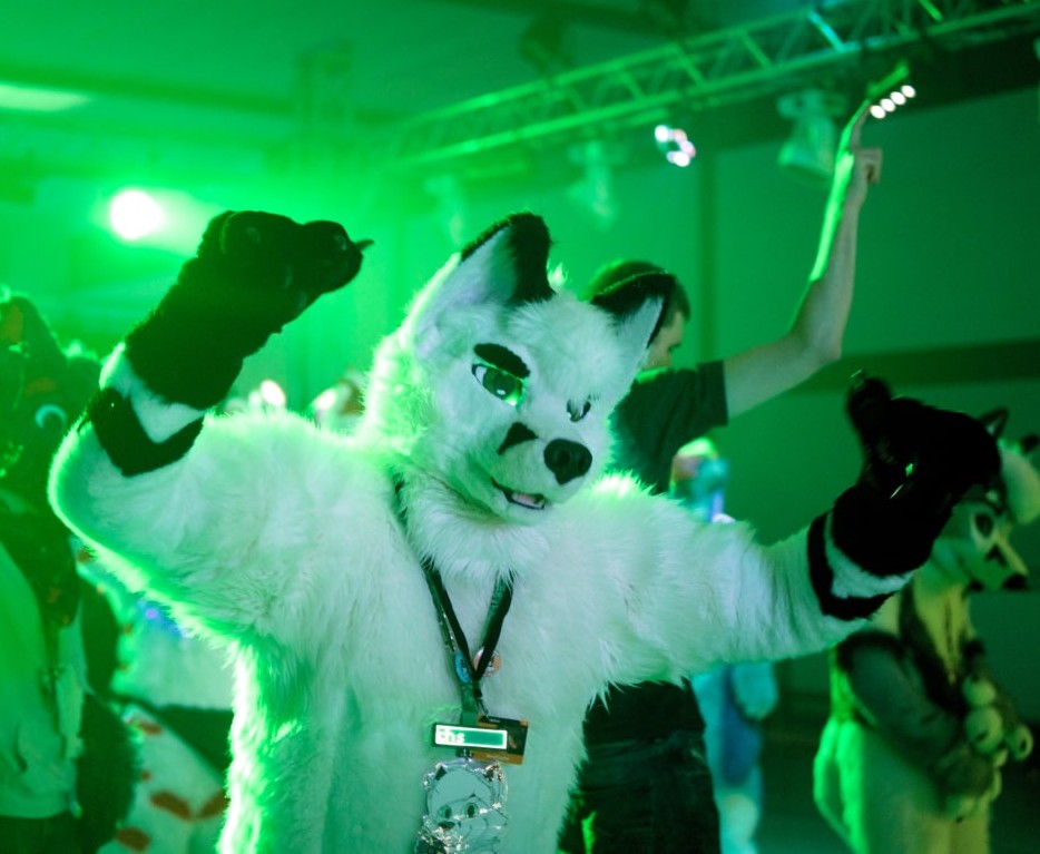 Werkfuchs (@werkfuchs) on Twitter photo Scary fun at HFD, Happy Fursuitfriday ^^
#FursuitFriday #HFD #Halloweenfurdance #Furdance
π· Luccus
π <a href="/LunoWroo/">Wildspotworks Fursuits ππ</a> Scary fun at HFD, Happy Fursuitfriday ^^
#FursuitFriday #HFD #Halloweenfurdance #Furdance
π· Luccus
π <a href="/LunoWroo/">Wildspotworks Fursuits ππ</a>