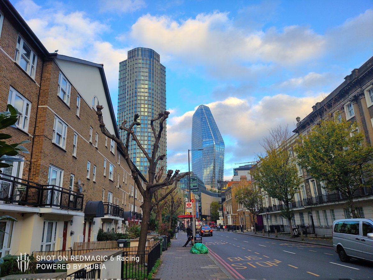 Had to take a picture!  #WZMGlobalSummit this weekend in London. Can't wait to see the current state of <a href="/WarzoneMobile/">Call of Duty: Warzone Mobile</a>