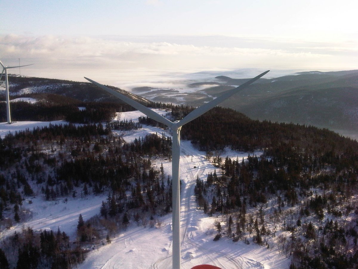 Last week, Mattieu Gagné, Operation and Maintenance Technician, attended a special, in-person networking reception organized by <a href="/RenewablesAssoc/">Canadian Renewable Energy Association (CanREA)</a> in Halifax.

More information about CanREA 👉bit.ly/3fvdjcy