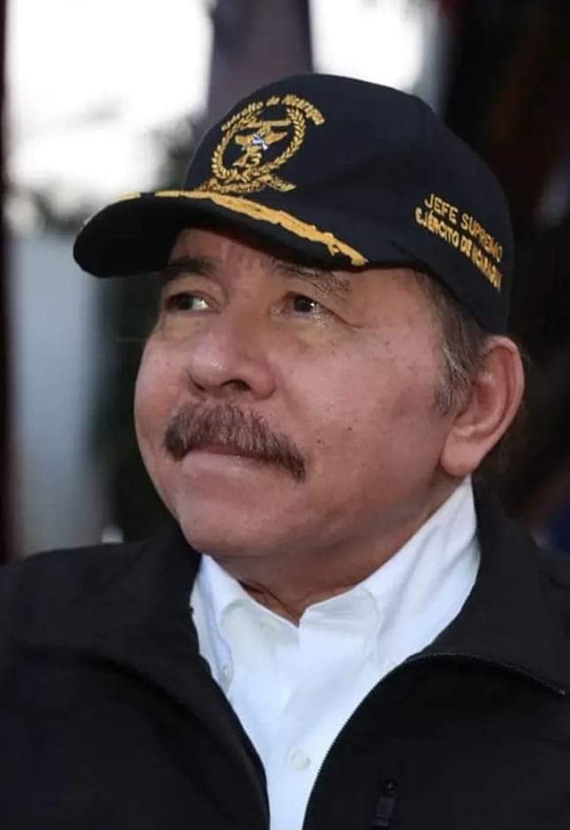 Martinpe27's tweet photo. Felicidades al máximo líder de Nicaragua el jefe, nuestro comandante Daniel Ortega.

#Daniel77TeQueremos 
🎉🎈🎁🎊❤️🖤🇳🇮 https://t.co/3agjUHuf6J