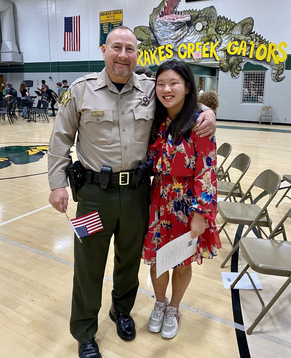 Proud of my grown up little girl leading #VeteransDay ceremony today esp with a man I admire most - Sheriff Brett Hightower ⁦⁦⁦⁦<a href="/WarrenCoSO/">Warren Co. KY Sheriff</a>⁩ who sacrificed much serving and eventual injury in Afghanistan and continues to serve still keeping us safe. #thankaveteran