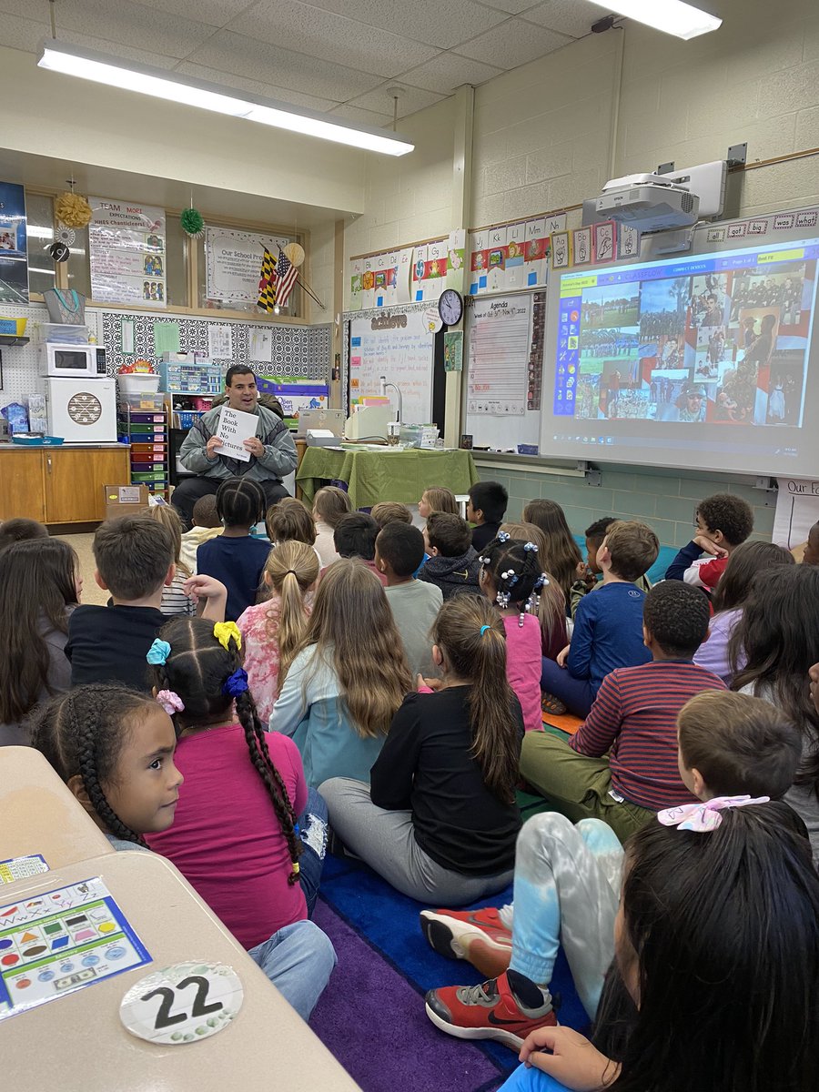 1stgradeMsWaugh's tweet photo. Happy Veterans Day! ❤️ We thank you all for your service. A special shout-out to Mrs. Mori’s husband for coming in and reading to us.  We loved it and can’t wait for you to read our letters! ✨@HarfordHills https://t.co/BwCpsmVOiC