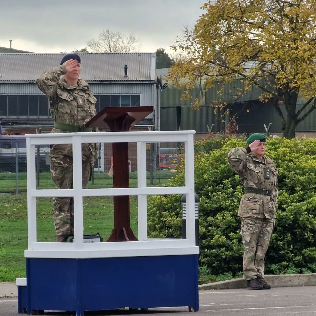 17_RLC's tweet photo. Today the Commanding Officer and the Regimental Sergeant Major led the regiment in remembering and honouring all those who have made the ultimate sacrifice.

At the going down of the sun and in the morning, we will remember them. https://t.co/A53MWPunS5
