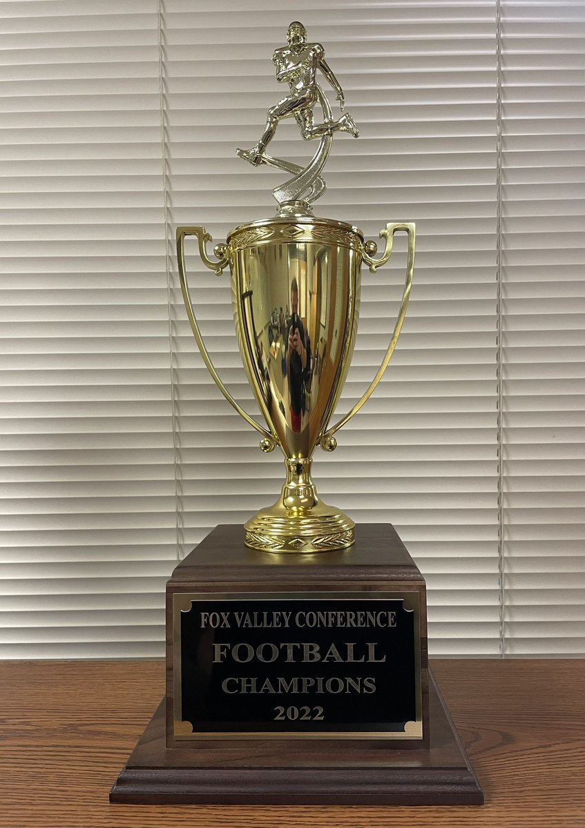 Got some hardware in the mail this week. This is a tribute to all the players, our coaching staff, our school, snd our community for buying in 💯 to this season. I can’t thank this 2022 team enough for making this such a fun and rewarding season!! #footballfamily #allofus