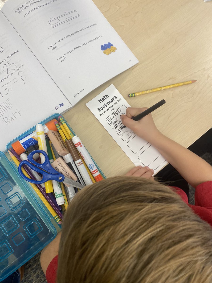 msarcuri1's tweet photo. making math bookmarks to help with new vocabulary we are learning 🤩 https://t.co/Oy9Up6ijnl