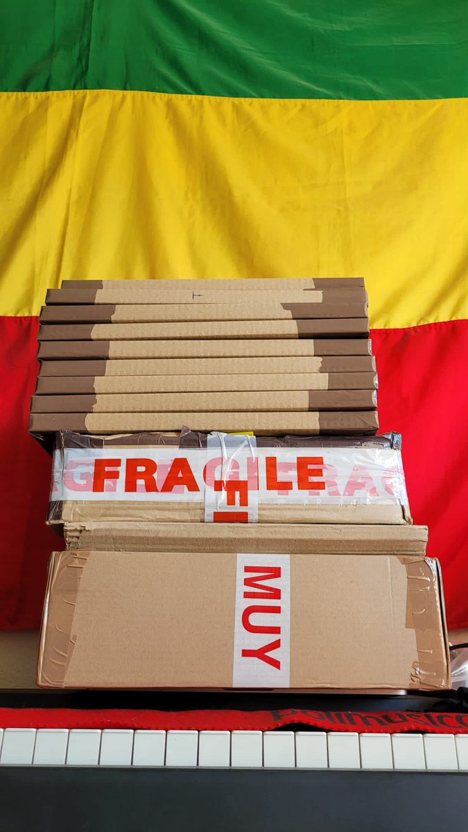 Se siguen haciendo los envíos #rastafari es capitán #soundsystemculture <a href="/GeneralSoria/">General Soria</a> <a href="/elgranlatido/">elgranlatidosoundsystem</a> #rasbrigadier 🌎🌍🌏