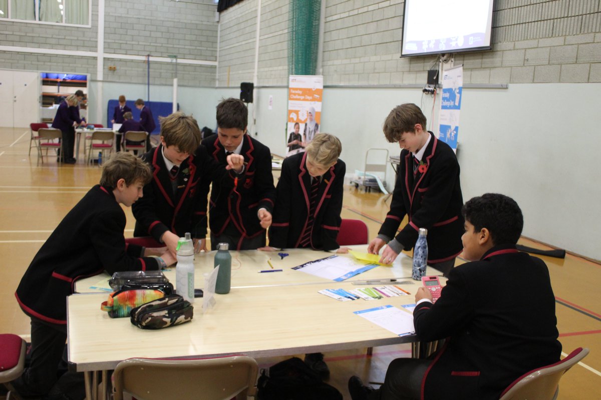 SomerhillKent's tweet photo. Great to see @HildenGrange @NorthwoodSCH @BroomwoodUpper @mascalls, and Weald at the IET #FaradayChallengeDay hosted by Somerhill. Pupils were tasked with researching, designing & building solutions to real engineering problems.
#somerhillengineering #STEM #FutureFlightChallenge https://t.co/fUeOOiwrG5