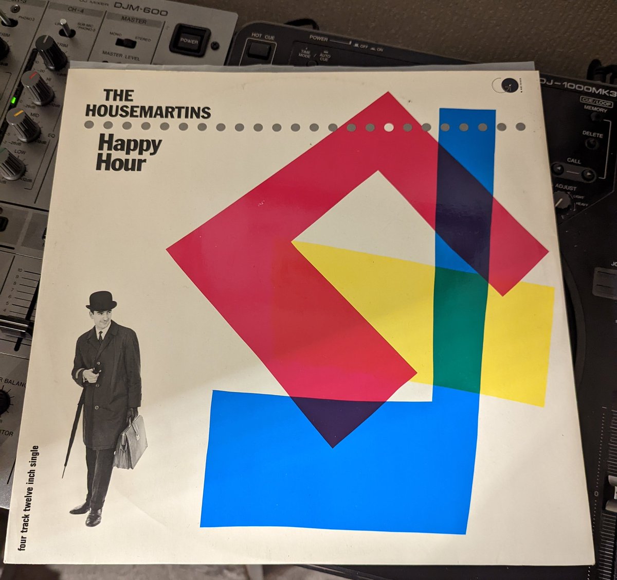 MIKEYWMS's tweet photo. #12single of the day :The Housemartins Happy hour 1986 Go discs records.
@NewWaveAndPunk @Kgero1965
@MarianneHawksw2 @Sugaspunsista74 @MerylSebon @Sarahilovemydog @TanyaJjjjj @zap210 @TheRealSkeneo @chipstx @pappa_mole @nigelburton5 @GarySlade5 @Jongold7Gold https://t.co/z9z8ftAXIT