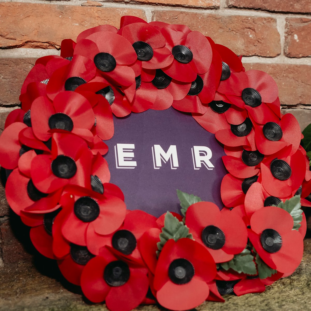 EastMidRailway's tweet photo. Today we marked Armistice Day with our annual Routes of Remembrance event in support of @VETERANSCHARITY. Services were held at Derby and Nottingham station, where we also installed unique artworks created by 8 community groups across the East Midlands. Thank you to all involved https://t.co/HAebf3vzc9