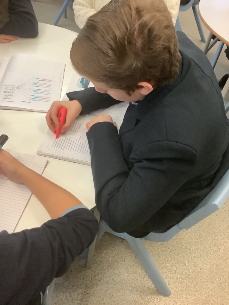 ALS_KS3's tweet photo. Botswana class have been reading the Hobbit this week. They have focused on the poetry found within the text and the writing techniques used @AbbotsLeaSchool #readingforpleasure https://t.co/X6xFDteMp0