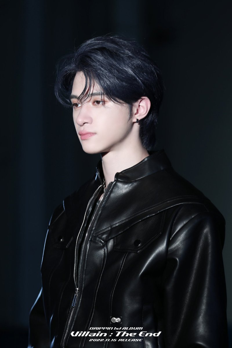 yunpeteeth's tweet photo. #DRIPPIN 1st ALBUM
[Villain : The End]｜Jacket Image (ft.Behind)

2022.11.15 6PM RELEASE

#드리핀
#Villain_The_End #The_One
#Special #Jacket #Jacket_Photo
#COMEBACK #20221115_6PM
#HWANGYUNSEONG #LEEHYEOP #JOOCHANGUK
#KIMMINSEO #CHAJUNHO #ALEX https://t.co/zBE7RMuNw4