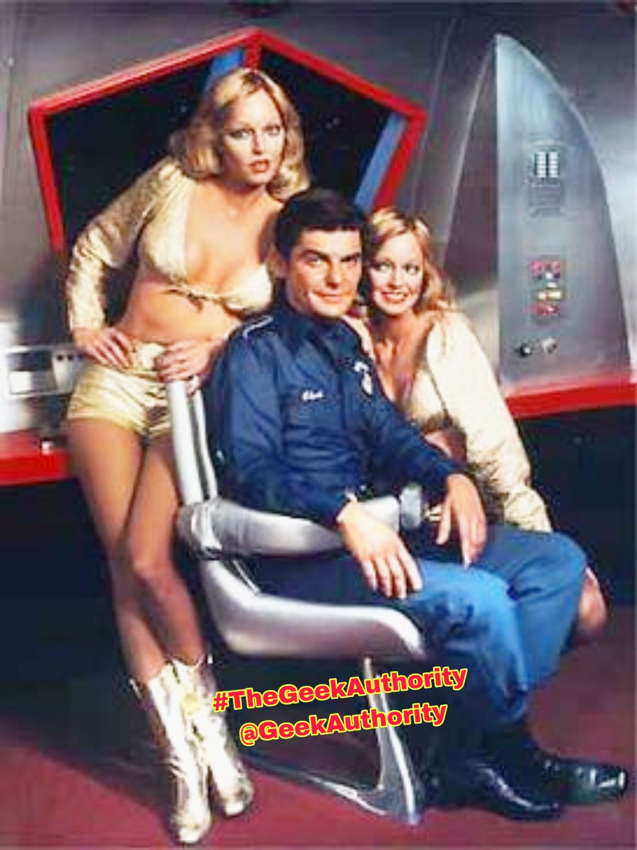 GeekAuthority's tweet photo. Anyone remember the 1977 short lived (only 8 episodes) series #Quark? Staring #RichardBenjamin, #TimThomerson, #ConradJanis. #RichardKelton, #AlanCaillou, #BobbyPorter & the #Barnstable (#DounleMintTwins). Basically a #sitcom about a #GarbageMan in space created by #BuckHenry! https://t.co/Mdf00cRgZp
