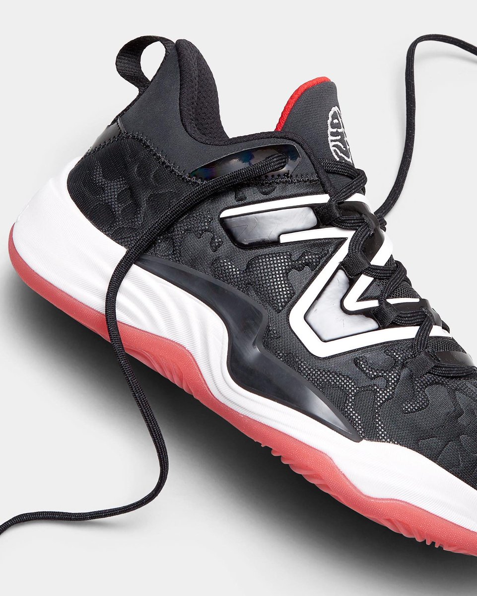newbalancehoops's tweet photo. Wired different.

A closer look at the TWO WXY v3 ‘Windy City.’ Available globally 11/18. https://t.co/TRi5PgmTs6