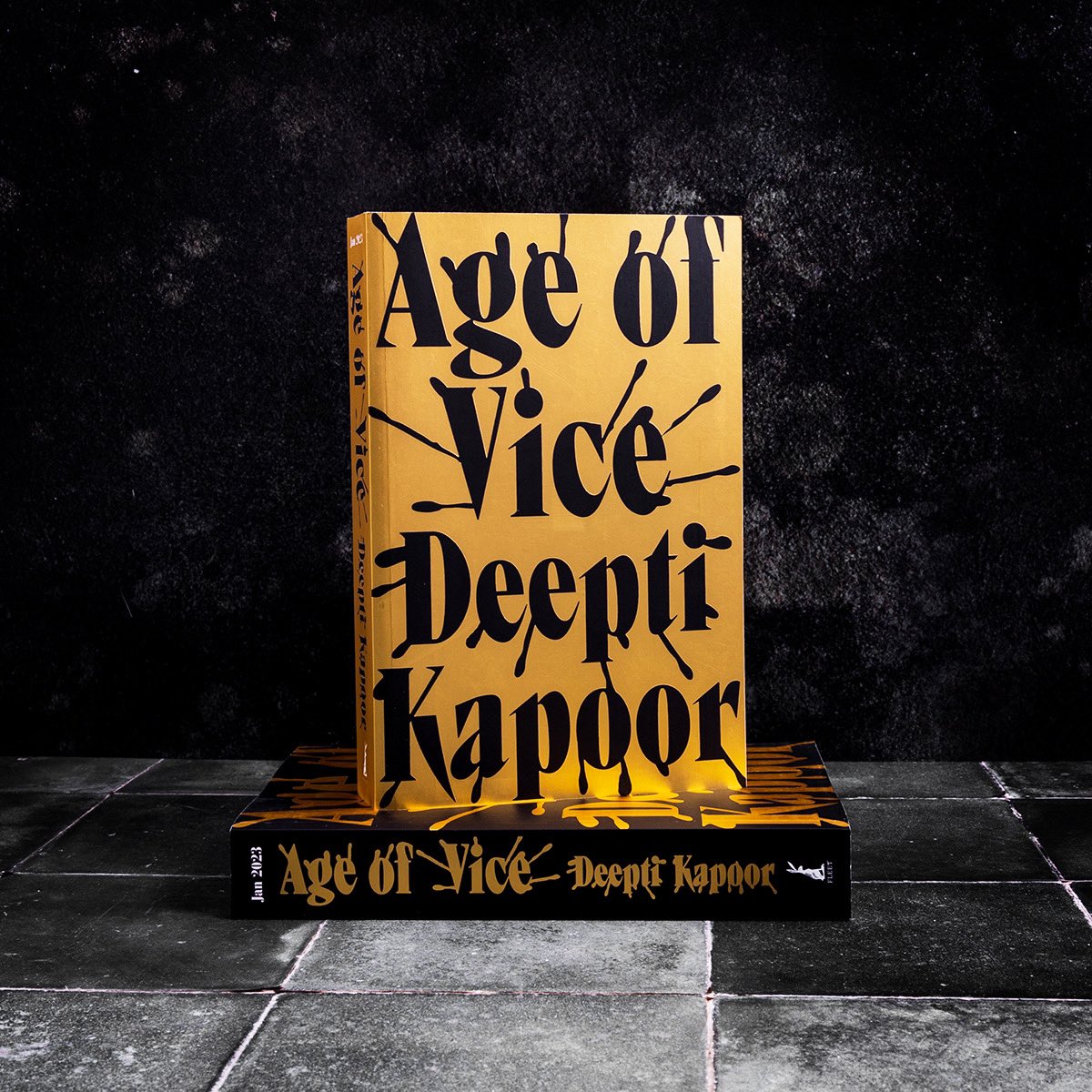 celestewb's tweet photo. I’m down to my last few proofs for Deepti Kapoor’s intoxicating #AgeOfVice and it’s a Friday so . . . #GIVEAWAY TIME!

Like and RT to enter. I’ll pick and DM five winners on Monday. Good luck! 🍀 https://t.co/RRYdsMNPef