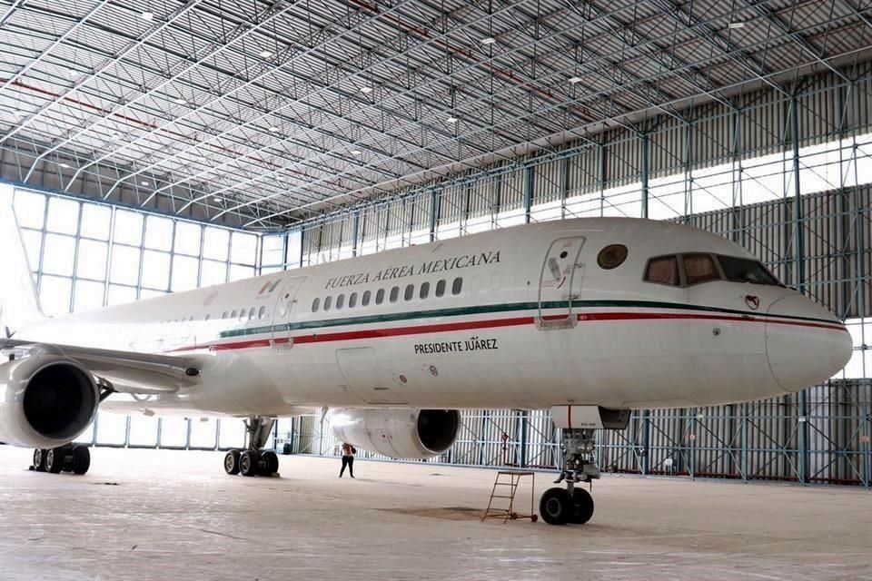 on Twitter "Nueva aerolínea del gobierno se llamará
