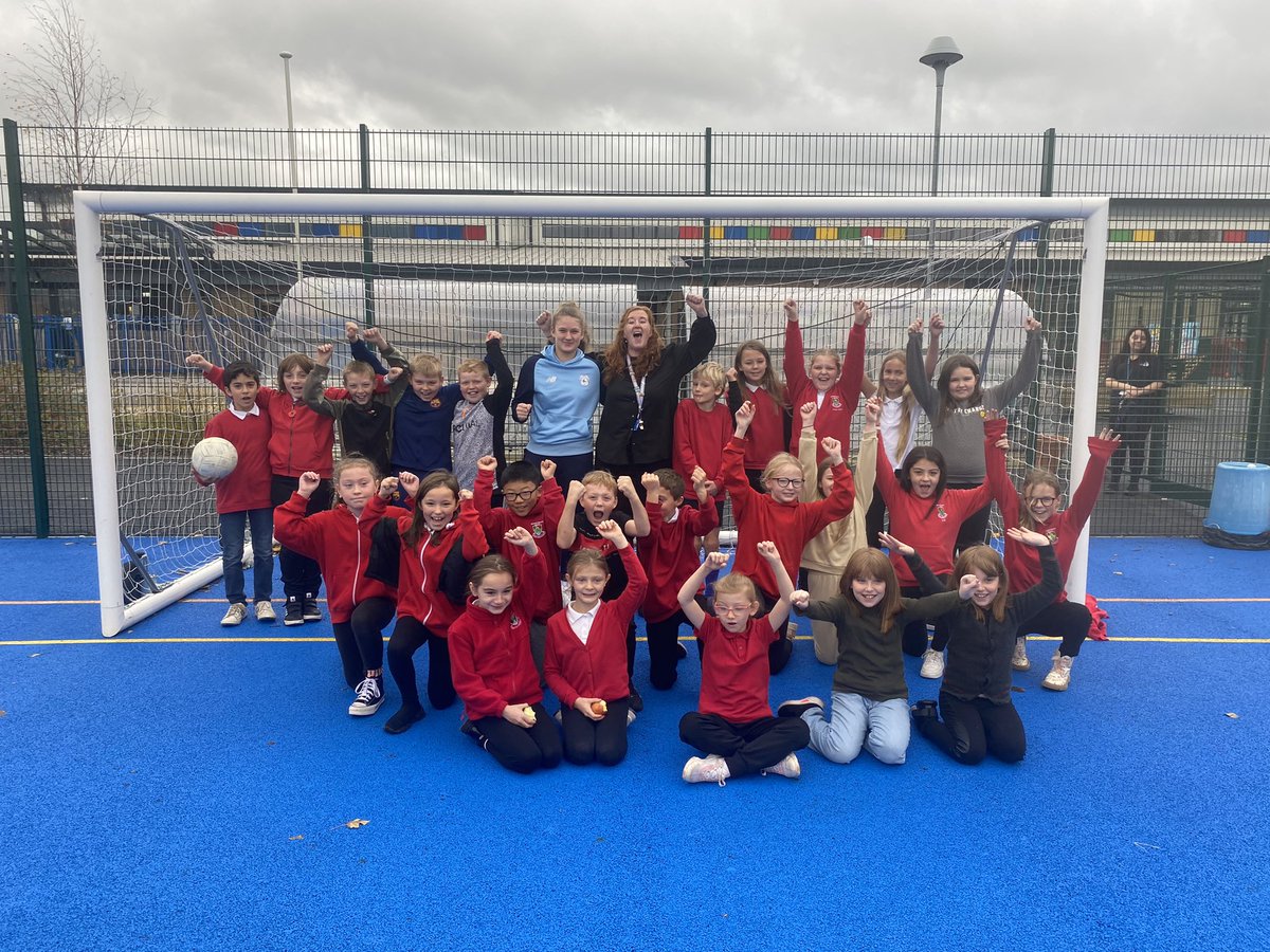 Great to visit my old primary this morning <a href="/Hirwaunprimary/">HirwaunPrimarySchool</a> and give out tickets for our upcoming game Wednesday. Looking forward to seeing you all at the stadium Wednesday💙<a href="/CardiffCityFCW/">Cardiff City FC Women</a>           For tickets visit bit.ly/3tCv8ut 🎟