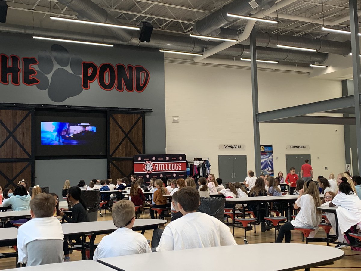 Andrea Price (@mrspricerp) on Twitter photo Congrats to our 3rd grade Amira challenge winners! They earned 30 minutes of a movie on the big screen! <a href="/RichPondElement/">Rich Pond Elementary</a> <a href="/MrsRenner_3rd/">Paula Renner</a> <a href="/vincentclass/">vincentclass</a> <a href="/Naftelinthird/">Ms. Hailey Naftel</a> <a href="/learnwithwilson/">Meredith Wilson</a> Congrats to our 3rd grade Amira challenge winners! They earned 30 minutes of a movie on the big screen! <a href="/RichPondElement/">Rich Pond Elementary</a> <a href="/MrsRenner_3rd/">Paula Renner</a> <a href="/vincentclass/">vincentclass</a> <a href="/Naftelinthird/">Ms. Hailey Naftel</a> <a href="/learnwithwilson/">Meredith Wilson</a>