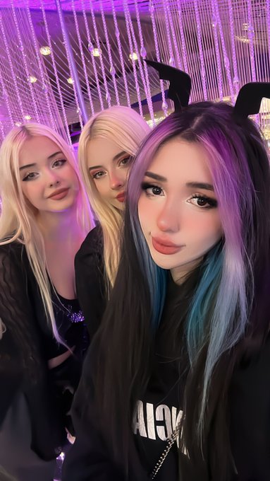 hihi from us ? https://t.co/Rx6Ht2ftG8
