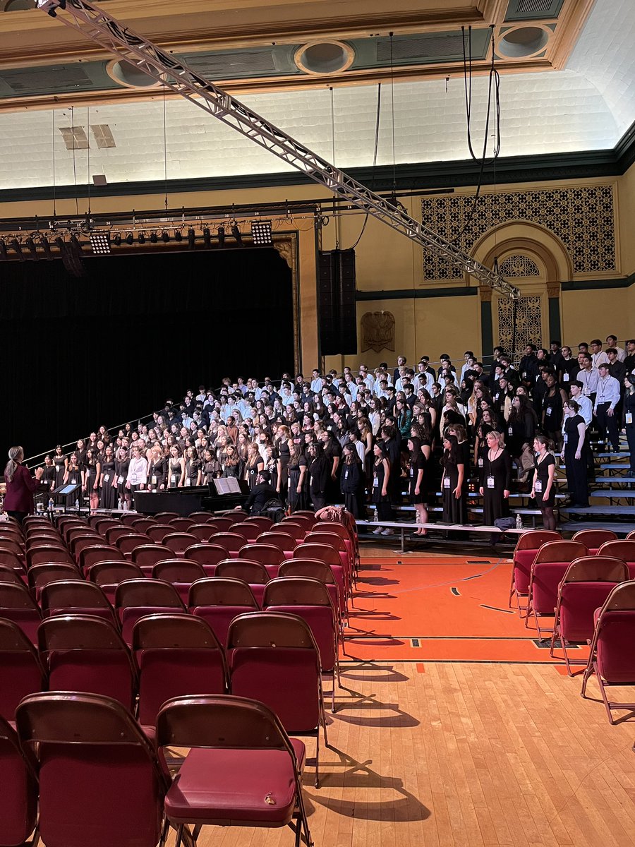 Very happy to be back managing the NJ All state chorus here in Atlantic City for the first time since 2019! Very proud of these HS students for a wonderful weekend of music making.