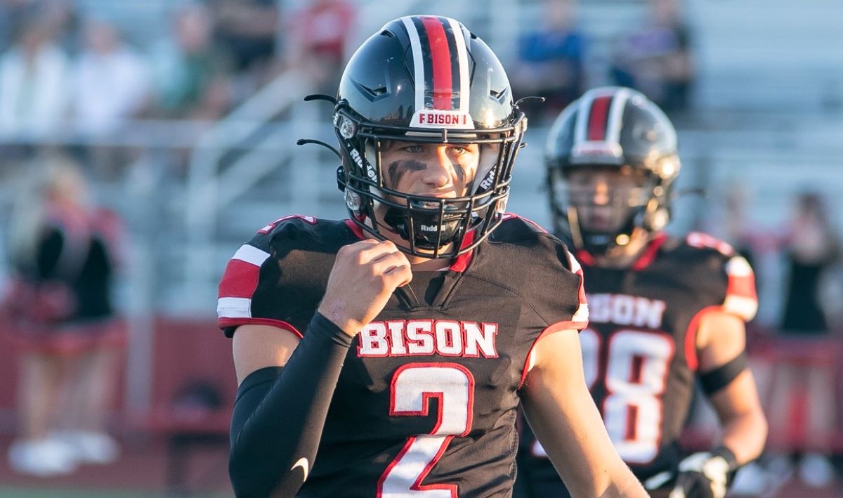 New Post: Class 3A final tonight: Bison and Dutch d9and10sports.com/class-3a-final…