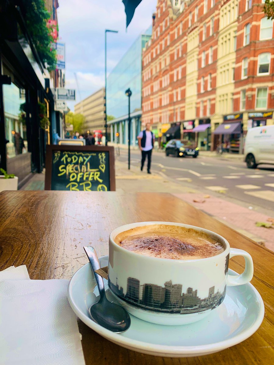 ElaineWITV's tweet photo. London itβs been a while. The last time I was here I left with Covid & the country went into lockdown. Brighter times on a beautiful autumn day π #ITV @ITVForEveryone #DisabiltyRepresentation https://t.co/VUC7TUDmtq