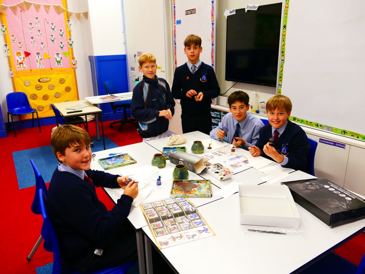 SJBWindsor's tweet photo. The Upper School boys enjoy their lunchtime Warhammer Club with Mr Snell, which is a welcome respite during a busy exam week.
#SJBupperschool #SJBcreative #warhammer https://t.co/SIi7NJSLHo