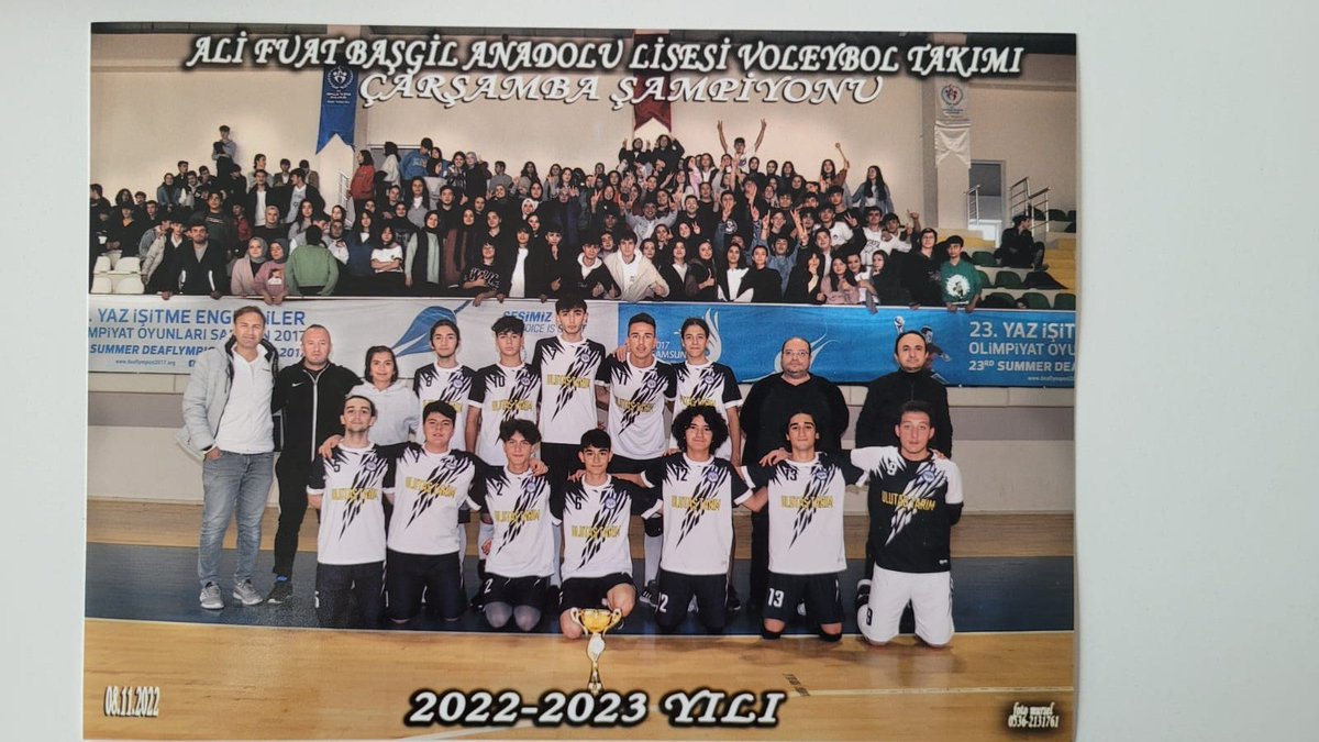 carsambamem's tweet photo. İlçemizde düzenlenen liseler arası voleybol turnuvasının şampiyonu Ali Fuat Başgil Anadolu Lisesi oldu.Tüm takım oyuncularını ve emeği geçen öğretmenlerimizi tebrik ediyoruz. @samsunmem @muratagar60 @MustafaOzdmr55 @yuduf_tanrioven https://t.co/8qPAawyWjS