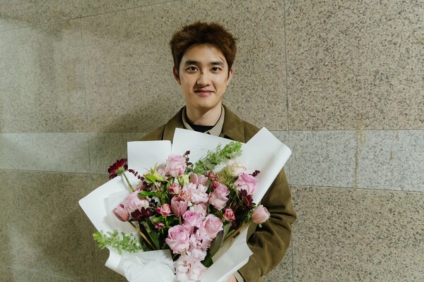AnnArifah's tweet photo. Dari dia aku belajar banyak hal. Termasuk ngajarin untuk mengedepankan orang saat makan dan itu aku praktikin sampai sekarang. Makasih teman terbaikkk❤ #DOHKYUNGSOO https://t.co/DGpRTYkfre