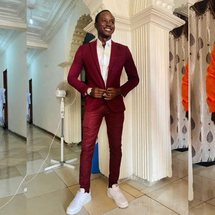 FizzMario's tweet image. Just try to be happy and left everything to almighty Allah and work hard #Blackmirror life still go's on BMT 💯👌