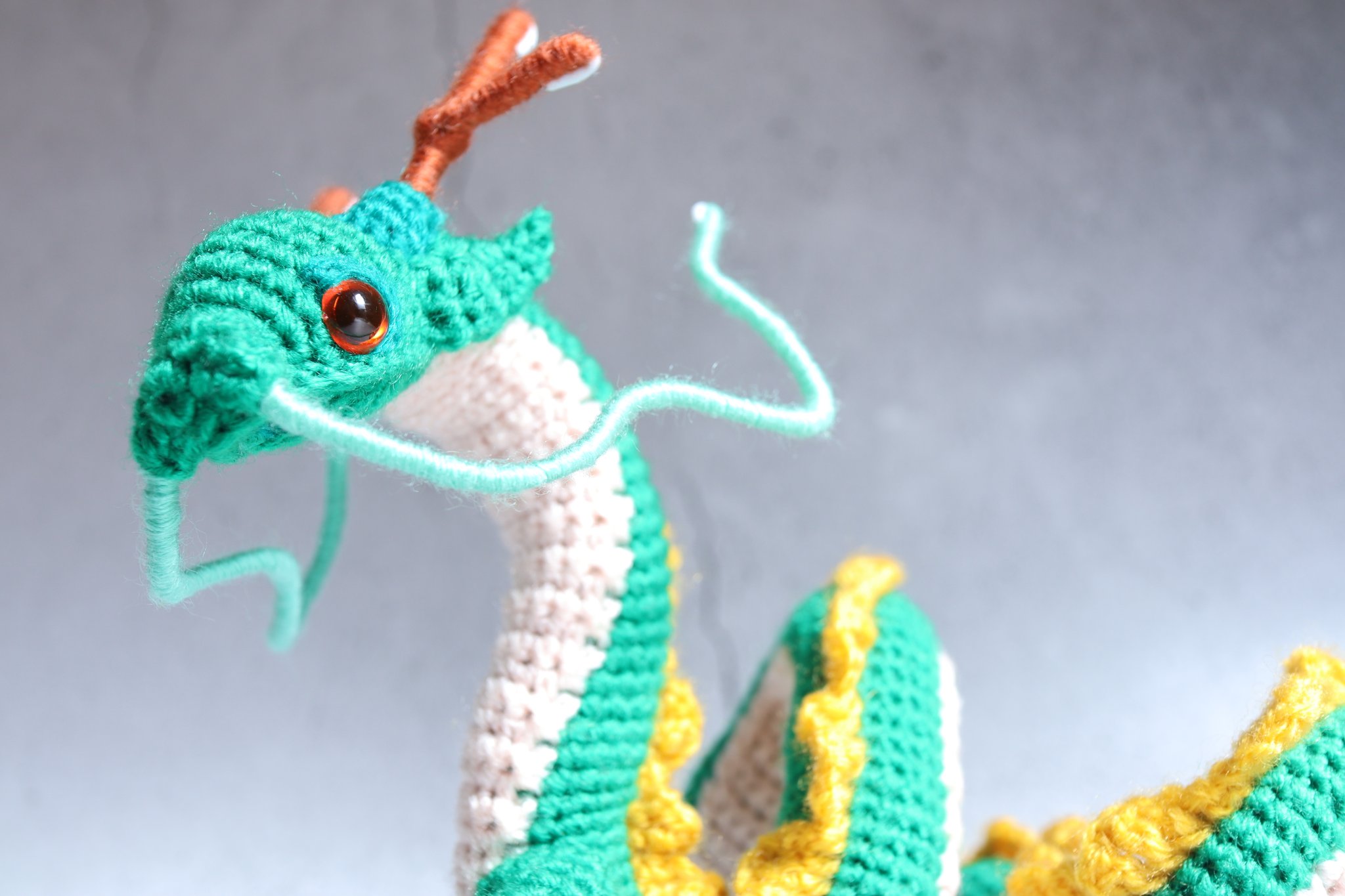 龍神様 白龍 水晶 編みぐるみ あみぐるみ ハンドメイド