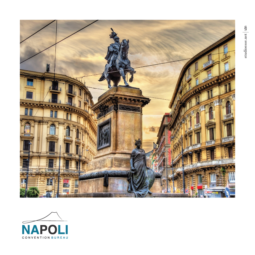 CBNapoli's tweet photo. Piazza Borsa, così denominata per via del Palazzo della Borsa, costruito nel 1895 e presente ancora oggi, è in realtà intitolata a Giovanni Bovio, filosofo e politico del Regno d’Italia
Ospita la statua dedicata a Vittorio Emanuele II con ai suoi piedi Partenope.

#MeetinNaples https://t.co/GQ7AB717XM