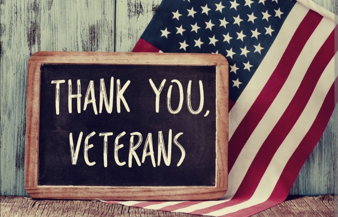 APUS_AMU_Psych's tweet photo. 🇺🇲Happy Veterans Day!🇺🇲
On November 11th we honor all Veterans. Thank you for your service and dedication. We are proud of you!
🙏🏻 #Veterans #thankyouforyourservice #proud https://t.co/pEyyhaACjg