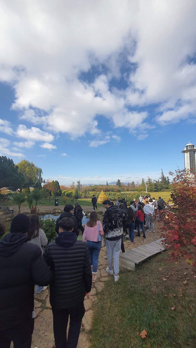 Anadolu Lisesi 12. Sınıf öğrencilerimiz ile Üniversite tanıtımları kapsamında Sabancı Üniversitesini ziyaret ettik. 
Bizleri ağırlayan Sabancı Üniversitesine teşekkür ederiz. 
<a href="/sabanciu/">Sabancı Üniversitesi</a>