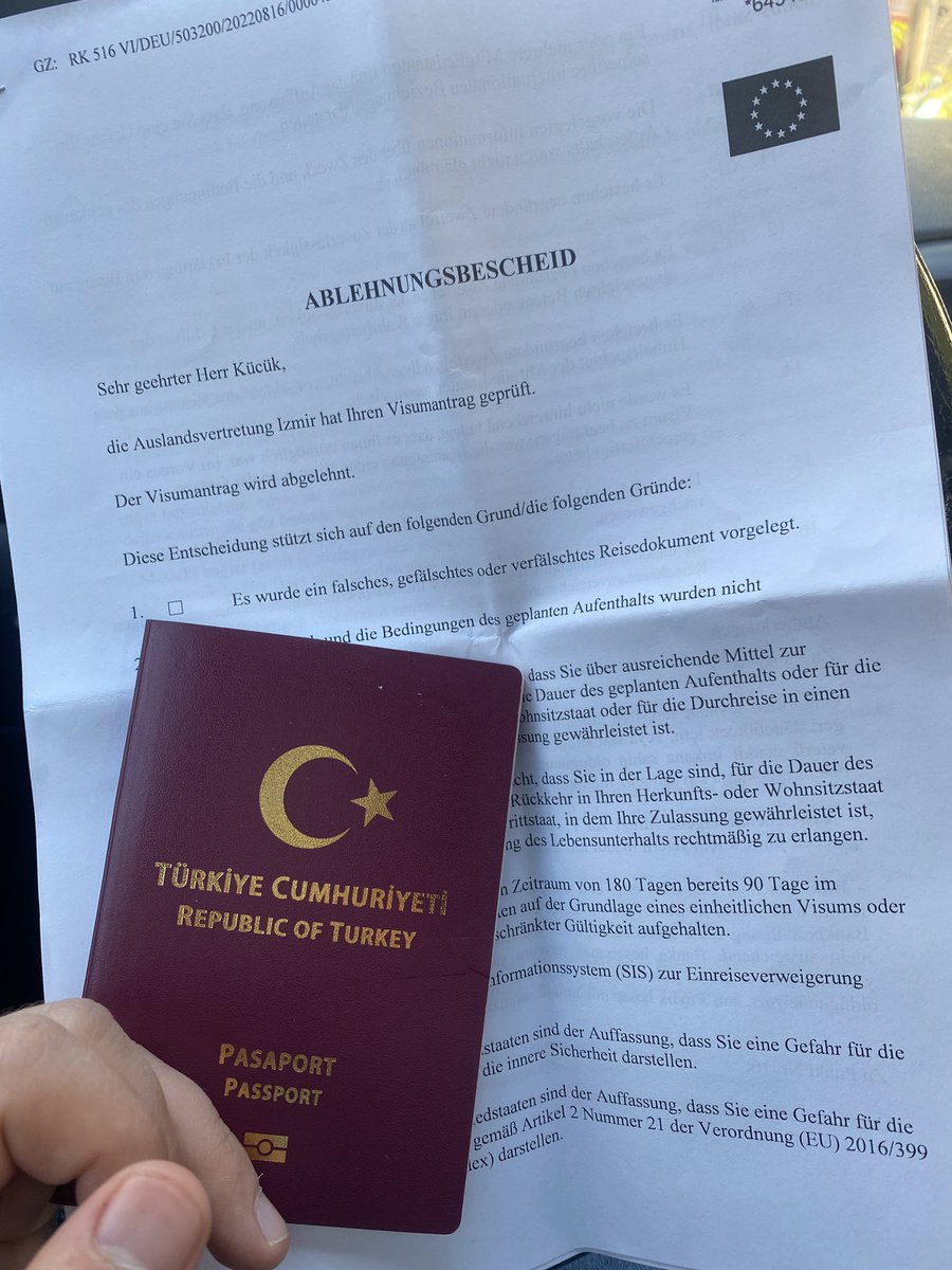 3 aylık bekleyiş ardından Almanya Vizemi reddetti, 3 taşıt ruhsatı üzerimdeki şirketin evrakları ve 1 yıllık hesap hareketlerimi göndermiştim. Aracı iData firması da pasaportumu 20 gün sonra göndermiş.

Neyse toplanın şimdi size Avrupa’ya kaçak nasıl geçilir anlatıcam.