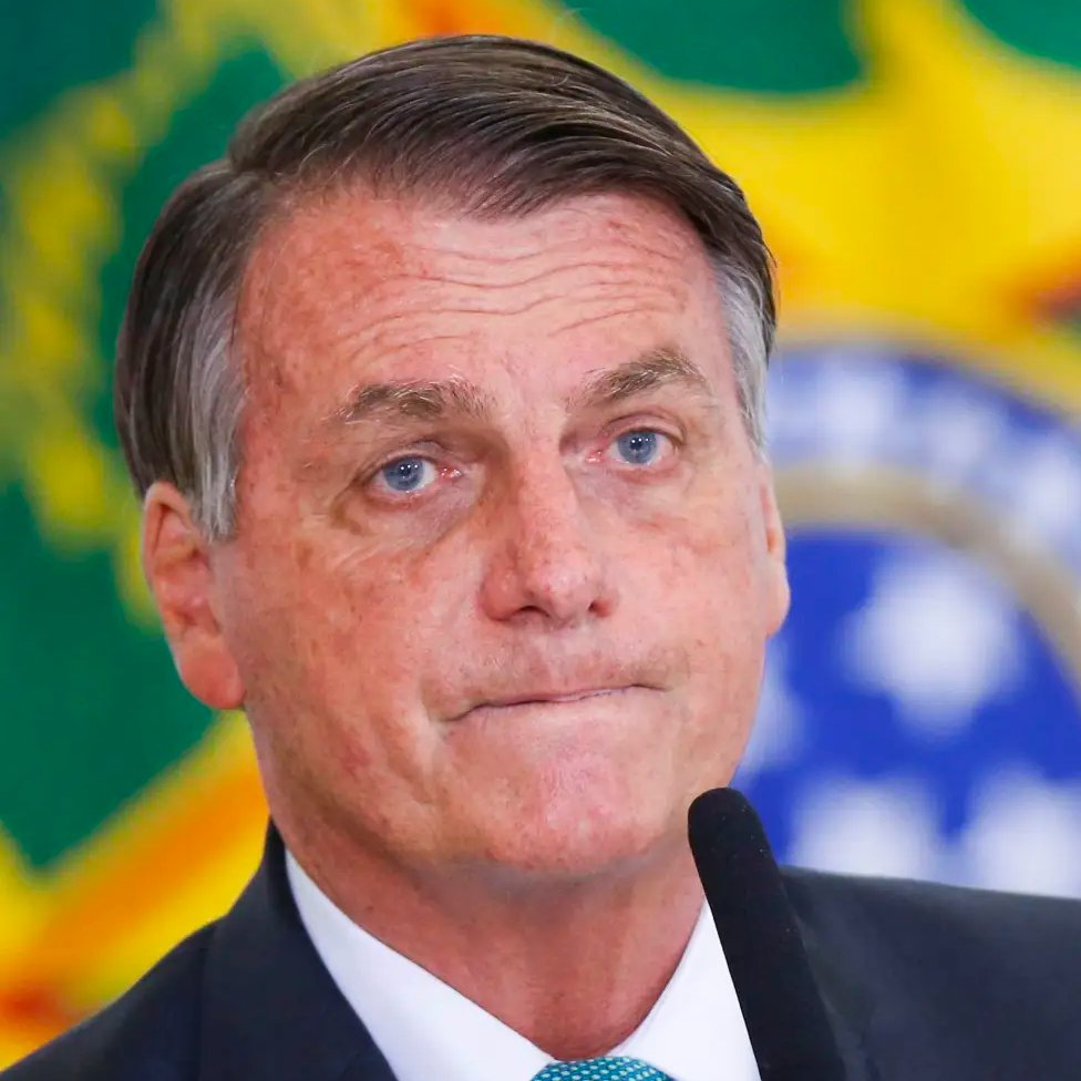 poptime's tweet photo. 🚨 AGORA: Todos os arquivos de computadores do Planalto foram DELETADOS após segundo turno das eleições por suposta “ameaça” de vírus. 

Existem suspeitas de queima de arquivos! https://t.co/OaxJXyRgsa