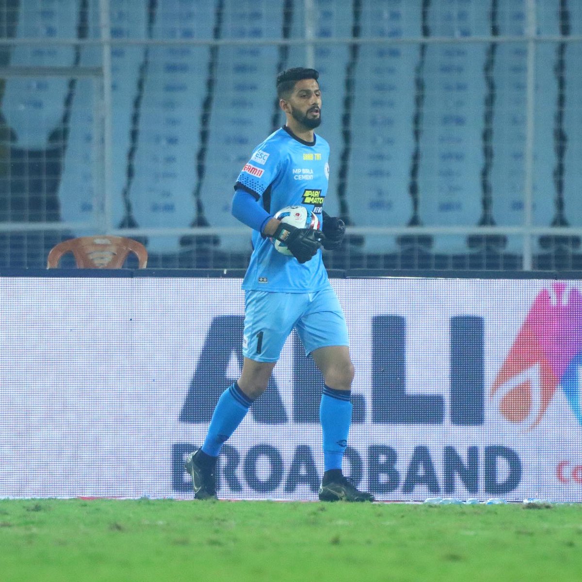 vishalkaith01's tweet photo. 3 points last night ensured that we moved up to the second position in the points table. There's a long way you go still. We keep going! πͺπ»
.
.
.
#JoyMohunBagan
#indiansuperleague
#keppworkinghard
#workhardplayhard https://t.co/Flimiid7JH