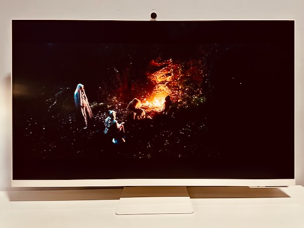 interfacesnews's tweet photo. O Samsung Smart Monitor M8 da @samsungbrasil é uma central de trabalho, diversão e estudo: a tela de 32” conta com recursos de Smart TV e de produtividade – afinal é um monitor com resolução 4K. 

Saiba mais em https://t.co/Tm0o6NUWor
#SamsungSmartMonitorM8 #parceriapaga https://t.co/LKswfZsYJi