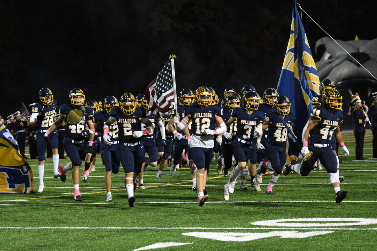 OFalls_Bulldogs's tweet photo. Good Luck to the Bulldog Football team as they travel to Strongsville HS this evening for an OHSAA Regional Semi-Final vs. Avon at 7pm.  https://t.co/PByluIGkQR (DII, Region 6). Go Bulldogs! https://t.co/ylWvylB4z1