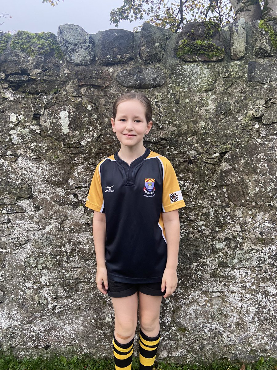 alison_500's tweet photo. @DunblanePrimary @McLaren_RFC @Mclarenminis Super proud of Emily representing McLaren RFC as a mascot for Scotland at game on Sunday. Just need to learn the national anthem now 🏴󠁧󠁢󠁳󠁣󠁴󠁿#ScotWomenSport https://t.co/SsFlObv0fr