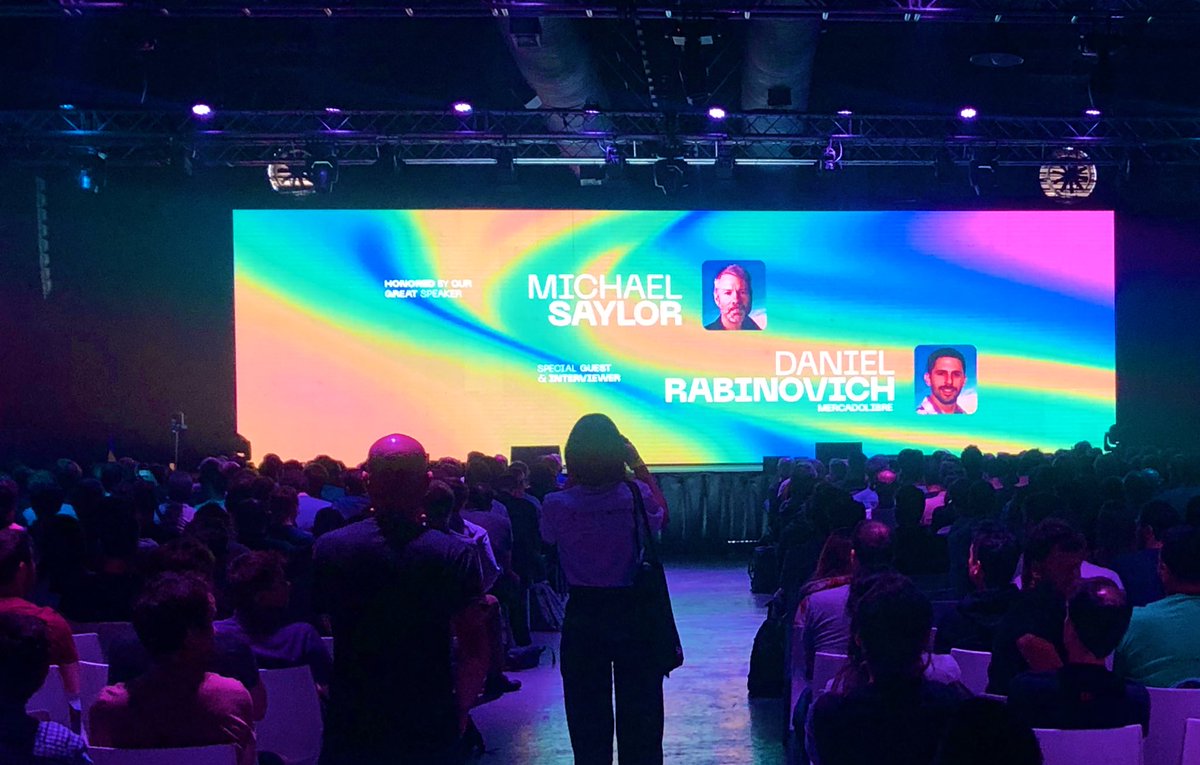 Lorena Suarez tweet media