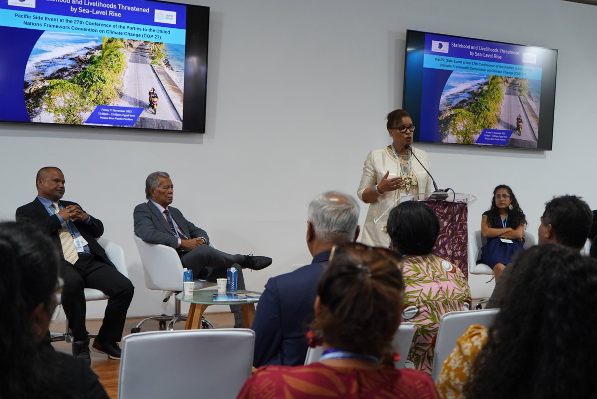 PScotlandKC's tweet image. .@ForumSEC’s panel discussion on “Livelihoods Threatened by #SeaLevelRise” with @henrytpuna is vital conversation. I spoke on @CommonwealthSec’s work to support #Pacific &amp;amp; all members with programmes like #CommonSensing, #BlueCharter &amp;amp; #LivingLands to fight #climatechange

#COP27