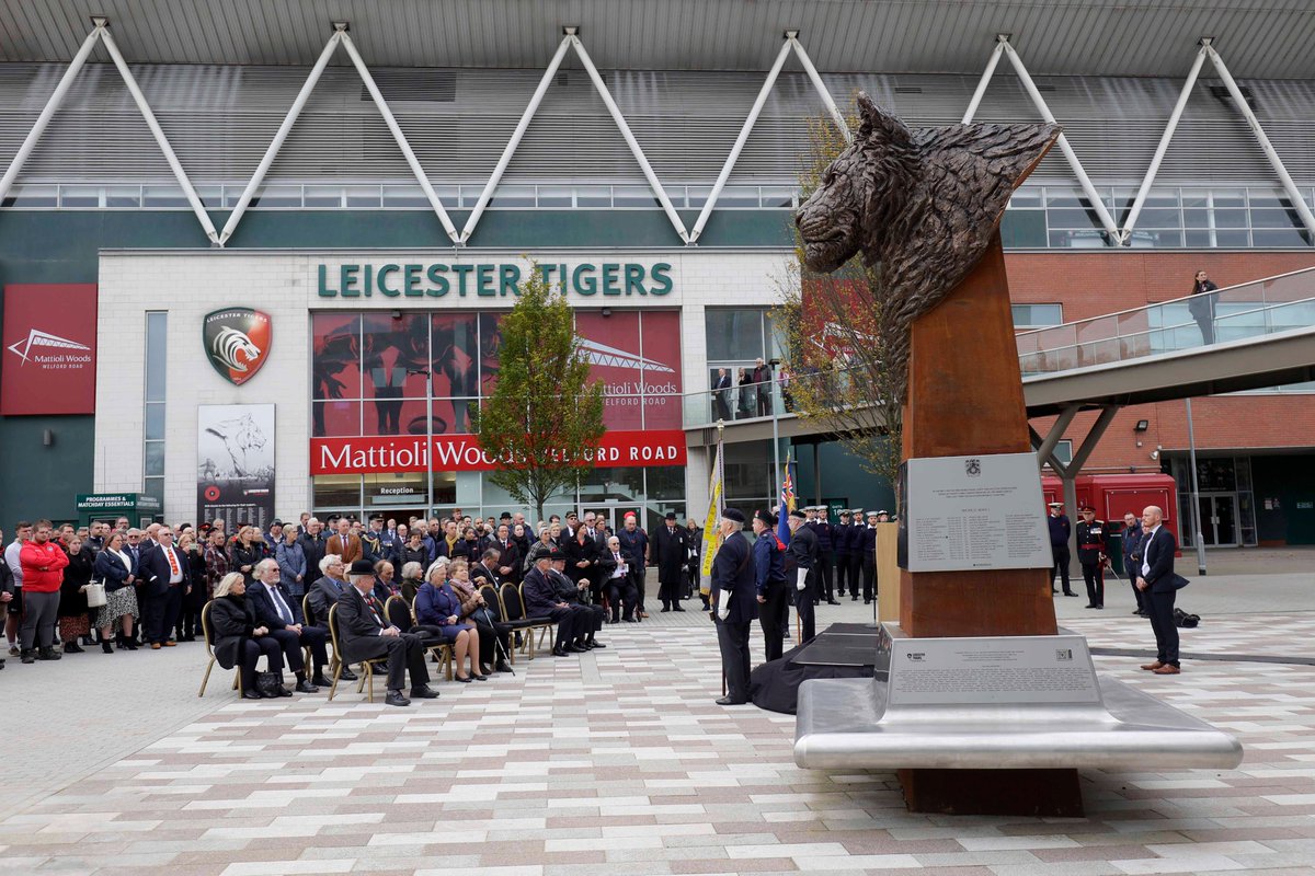 The  Leicester Tigers Foundation monument was officially unveiled today at Mattioli Woods Welford Road. 

It celebrates the lives of the 54 Leicester Tigers players who lost their lives in conflict. 

Read more 👉 LeicesterTigers.com/news/monument-…