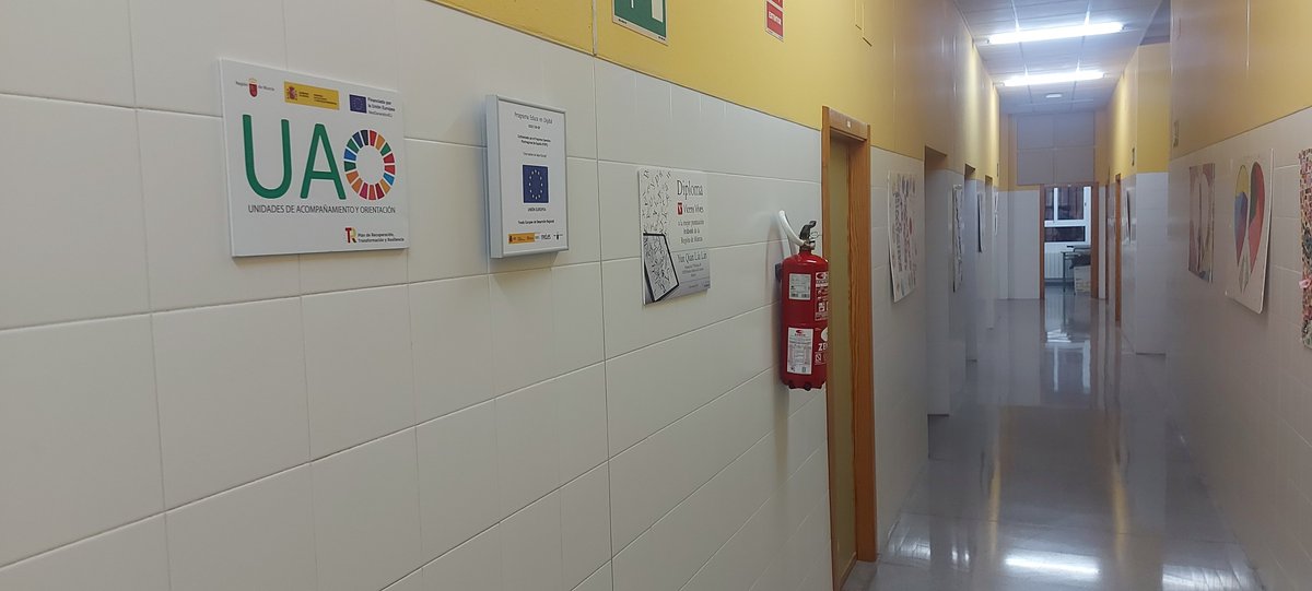 CeipCarmen's tweet photo. #UAO #UNIDADESACOMPAÑAMIENTOORIENTACIÓN
En nuestro Centro se está llevando a cabo el Programa de Cooperación Territorial de Unidades de Acompañamiento y Orientación Personal y Familiar del alumnado educativamente vulnerable financiado por la Unión Europea. https://t.co/fqRlKRqIFO