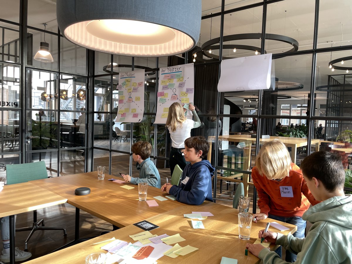 ginettateam's tweet photo. New kids on the block – aka the 2nd floor of our office. Once a year we host “Zukunftstag”, students aged 11 to 13 visit us and learn about the world of UX. So much to be discovered in one day!
Thanks kids, it was a lot of fun!
#Zukunftstag #Students #PeopleFirst #WeSimplify https://t.co/7N2CZt6SRs