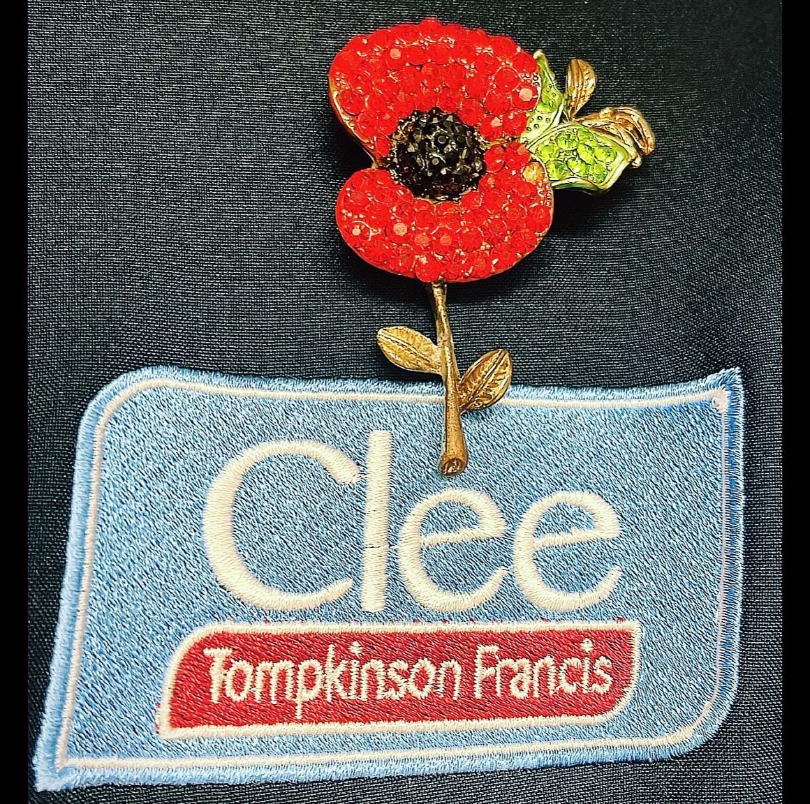 Clee_Ammanford's tweet photo. Lest we forget 

‘On the 11th day of the 11th month at the 11th hour we will remember you’

We have all worn our poppies today and had two minutes silence in memory of the fallen. https://t.co/lTlW4ot69d