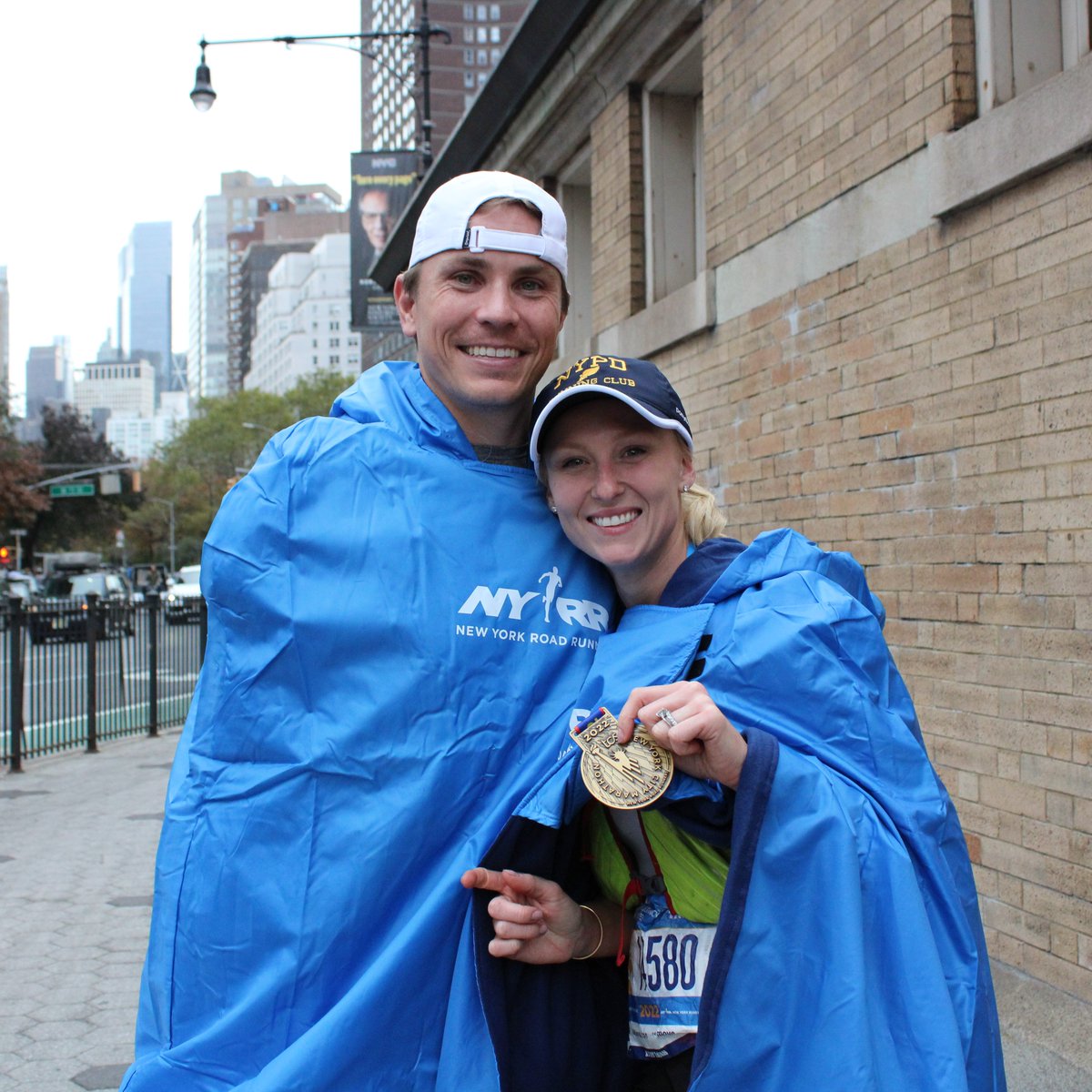 ShatterproofHQ's tweet photo. Just some of the amazing athletes that trained and competed last weekend at the @nycmarathon on behalf of Shatterproof. See more at https://t.co/CUwUoWy6QL
💪💙 #WeAreShatterproof #NYCMarathon https://t.co/ax5Y7QBhDe