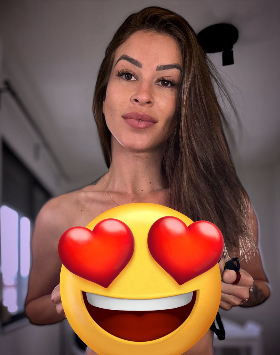 miavipx's tweet photo. Full picture online today😉 still 50% off💎 https://t.co/HCMJtJsTzi #onlyfans #onlyfansgirl #onlyfanspromo #MessagePrivately #sexy #latina https://t.co/HBoz6afwdc