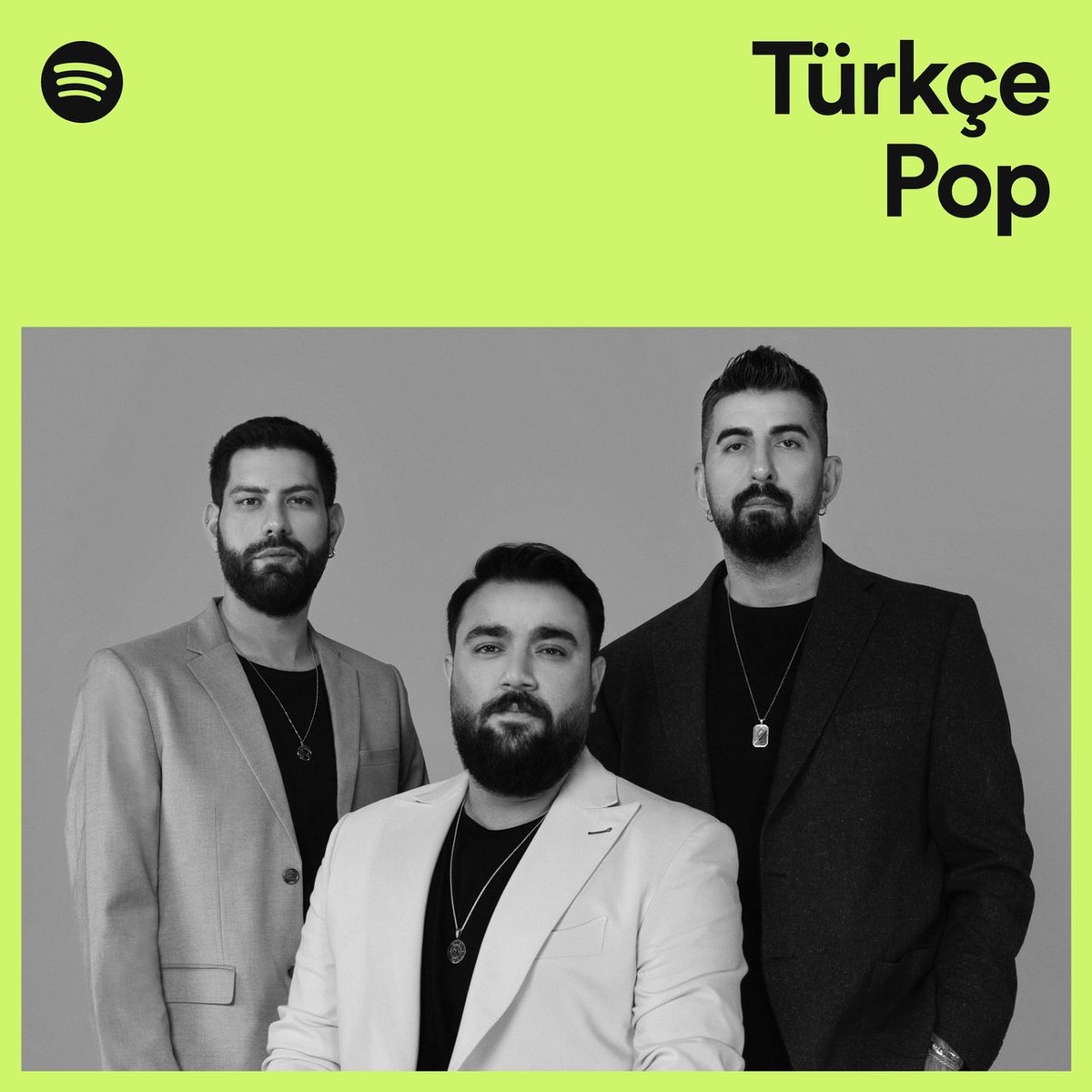 Melankolik yeni şarkısıyla 'Yalanı Bırak' diyen Sakiler'i Türkçe Pop listesinde dinlemeyi bırakamıyorum. 🔂 spoti.fi/3NVgTJS