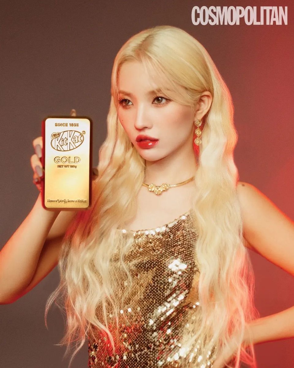 soyeonstagram's tweet photo. [221111] UPDATE 
#SOYEON just made a post

"#KITKATGOLD"
🔗: https://t.co/lWgm9oxs1q
——
#GIDLE @G_I_DLE #여자아이들 #소연 https://t.co/zyhiH4cZ8r